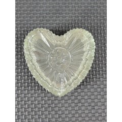 Vintage Heart Shaped Ribbed Clear Glass Trinket Box Lidded Scalloped Edge 2.5in