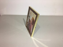 ISAAC JACOBS GOLD W/ MULTI-COLORED GLITTER BORDERED 5″X7″ PHOTO FRAME (NEW)
