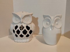 MALE AND FEMALE DECORATIVE OWLS WORH PINE CONES CERAMIC