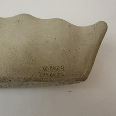 2004 Carruth Studio Move Over Peas Garden Sculpture Garden Wall Plaque