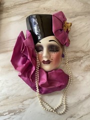Studio Originals Wall Hanging Mask Hand Made Hand-Painted Art Beautiful FaceREAD